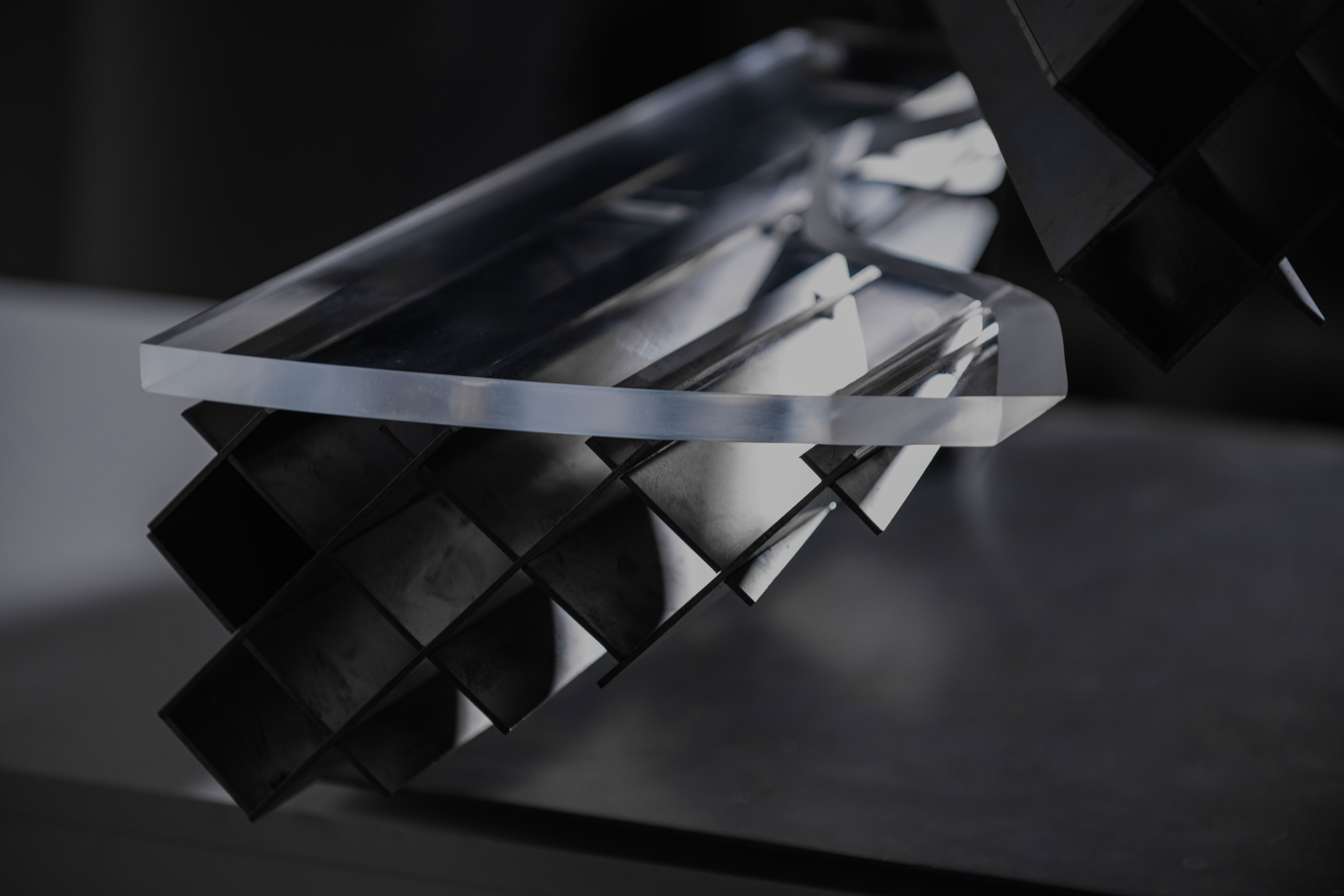 Section detail joint resolution at steel spine